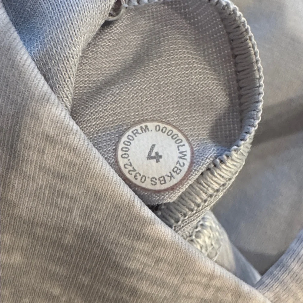 Lululemon Gray Patterned Energy Sports Bra - Picture 3 of 3